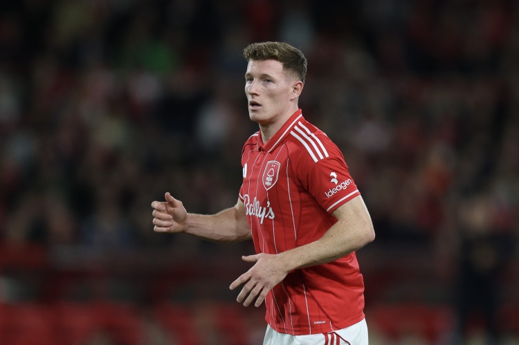 旺财28注册-记者：曼联暂时未争夺托纳利，埃利奥特·安德森一直是引援首选